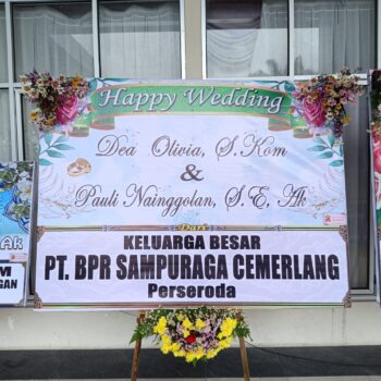 Karangan Bunga Papan Pernikahan Palangkaraya 0857-5079-9775