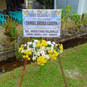 Karangan Bunga Duka Standing Flower Palangkaraya 041