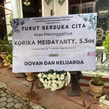 Karangan Bunga Duka Palangkaraya 091