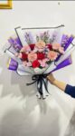 Buket Mawar Merah & Krisan Pink – Anggun & Ceria