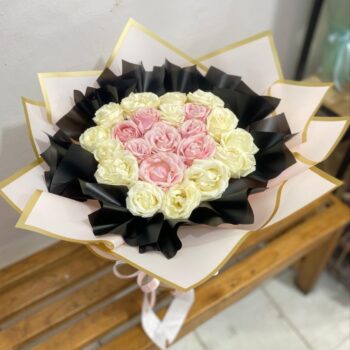 Buket Mawar Love Putih Pink – Palangkaraya