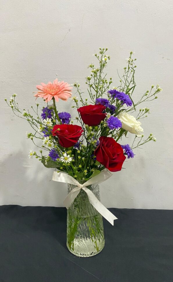 Hand Bouquet Wedding Simbol Cinta dan Keindahan di Hari Pernikahan