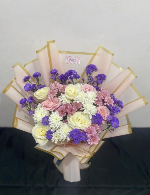 5 Rekomendasi Bunga Meja untuk Natal yang Elegan dan Tahan Lama: Pilihan Terbaik untuk Mempercantik Dekorasi Akhir Tahun