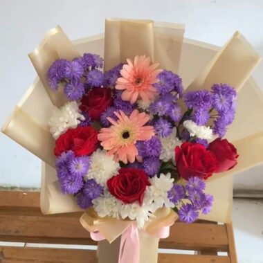 15 Jenis Bunga Hitam yang Elegan