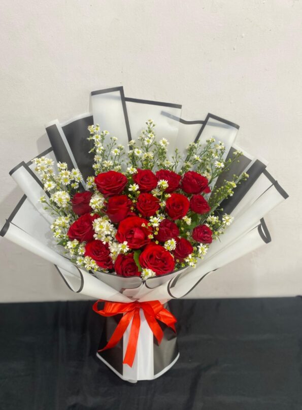 Hand Bouquet Wedding – Buket Bunga Pernikahan Elegan untuk Momen Spesial