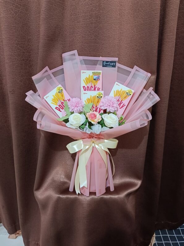 Hand Bouquet Wedding Aesthetic – Inspirasi Buket Pengantin Cantik & Elegan