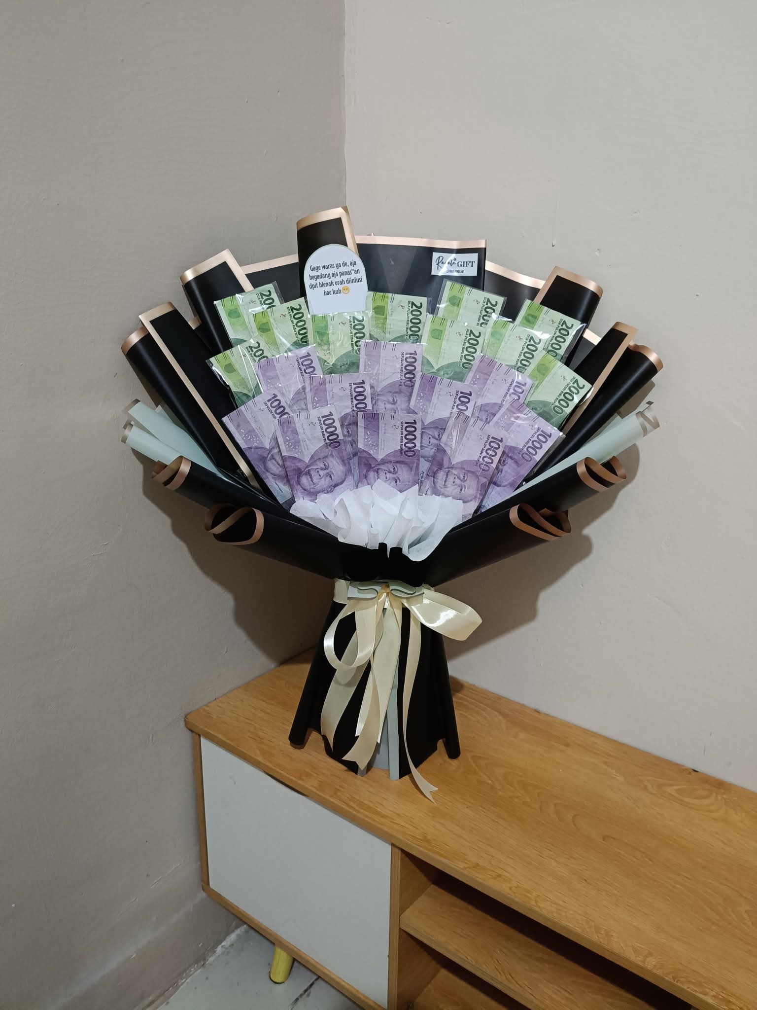 Toko Bunga Plastik Palangkaraya Terdekat dengan Pilihan Model Terbaru